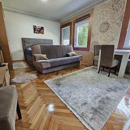 Aloha Apartment Novi Pazar Exterior photo